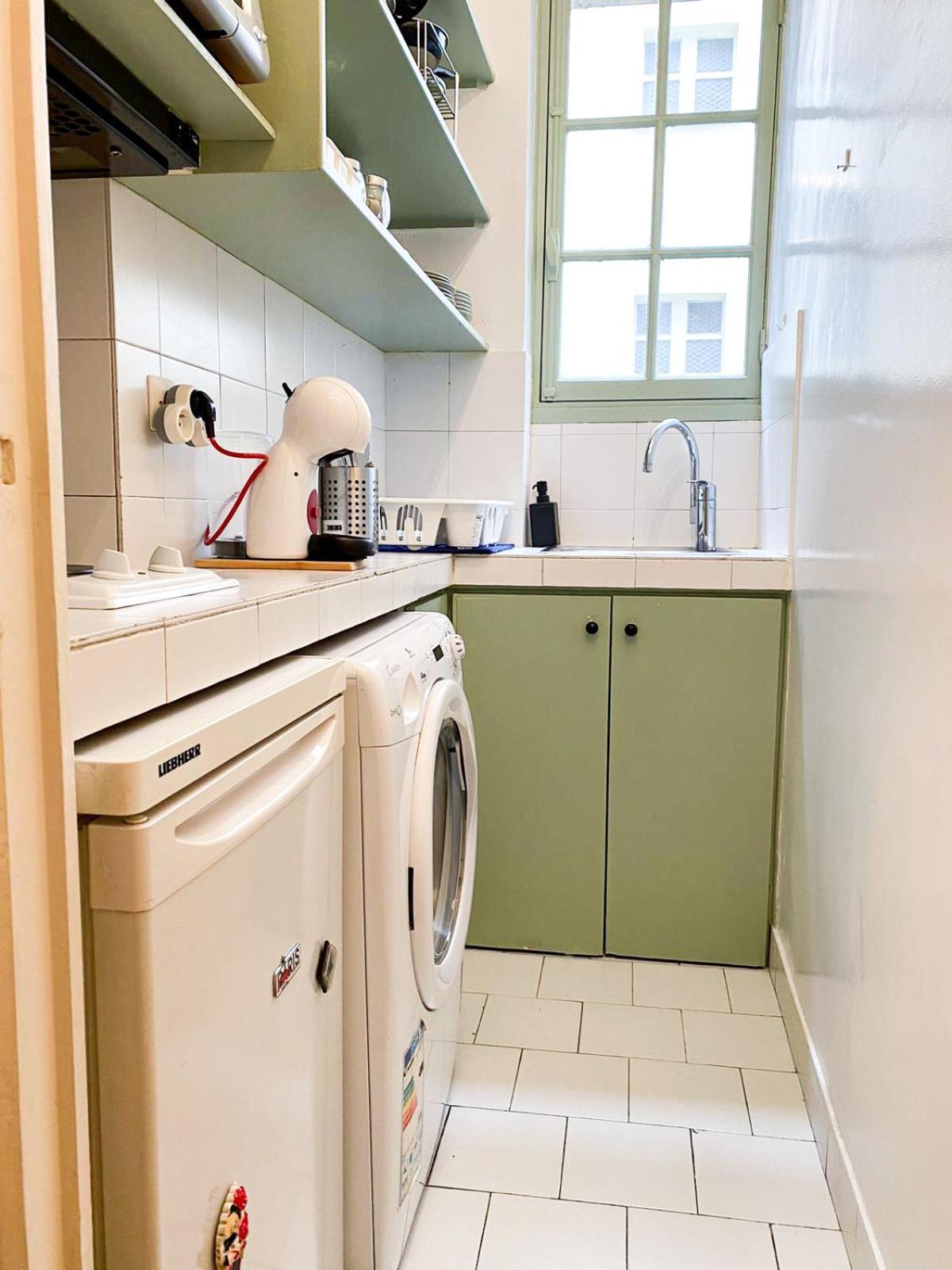 Piece Cosy A 5 Min De La Tour Eiffel A Pied Appartement *
